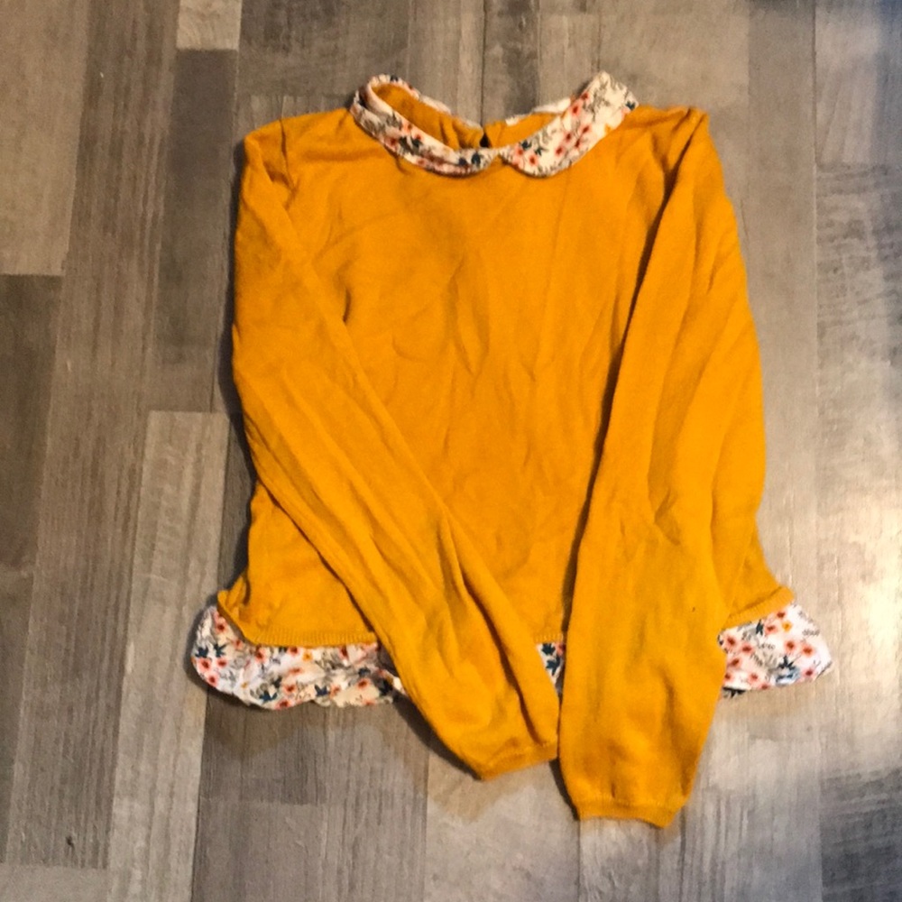 H&M girls collared sweater.